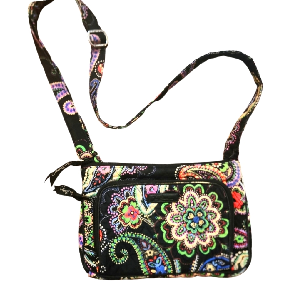 🛍Vera Bradley Paisley Jewel Tone Color Crossbody with Huge Front Pocket